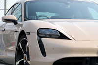 2020 Porsche Taycan null