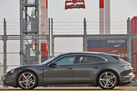 2023 Porsche Taycan null
