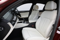 2022 BMW 5 SERIES null