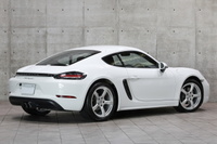 2018 Porsche 718 CAYMAN null