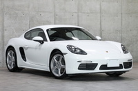 2018 Porsche 718 CAYMAN null