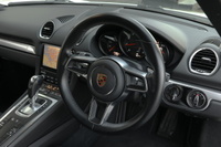 2018 Porsche 718 CAYMAN null