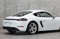 2018 Porsche 718 CAYMAN null