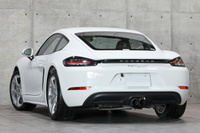 2018 Porsche 718 CAYMAN null