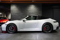2025 Porsche 911 null