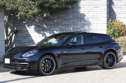 2018 Porsche PANAMERA