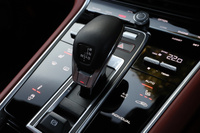 2018 Porsche PANAMERA null