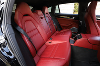 2018 Porsche PANAMERA null