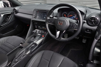 2018 Nissan GT-R R35 GT-R Pure Edition, MY18, Metor Flake Black Pearl, Apple Car Play, NISMO Sports Resetting