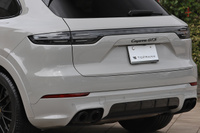 2021 Porsche CAYENNE null