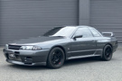 1991 Nissan SKYLINE GT-R BNR32 R32 Skyline GT-R, Garage Saurus 884 Engine Cam Cover, BLITZ Height-Adjustable Coilovers ＆DSC