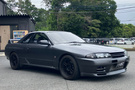 1991 Nissan SKYLINE GT-R BNR32 R32 Skyline GT-R, Garage Saurus 884 Engine Cam Cover, BLITZ Height-Adjustable Coilovers ＆DSC