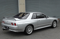 1994 Nissan SKYLINE GT-R BNR32 R32 GTR V-Spec II, KL0 Spark Silver Metallic, 5 Zigen Muffler