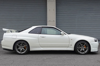 2002 Nissan SKYLINE GT-R BNR34 R34 GT-R M-SPEC  NUR Pearl White (QX1), LOW MILEAGE