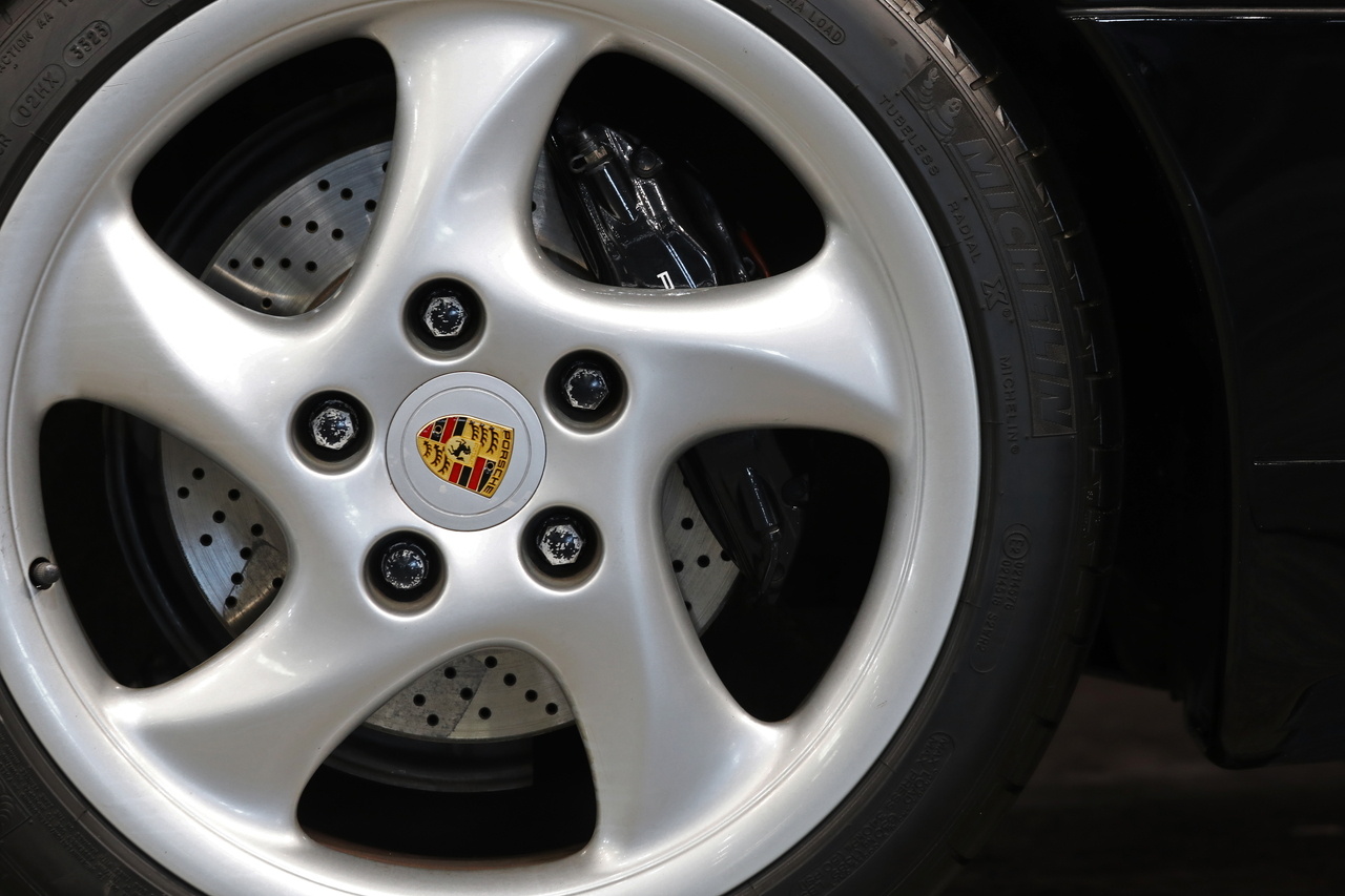 1997 Porsche 911 Carrera S (Type 993)