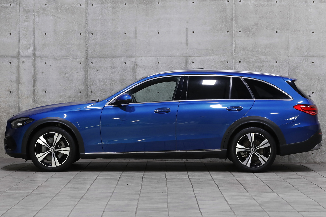 Mercedes-Benz C-Klasse Notarzt 限定999台 TOPRANK GLOBAL | Find top quality used cars from our stock