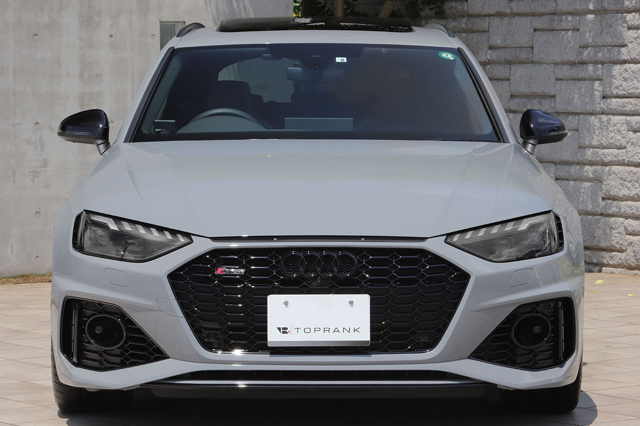 2022 Audi RS4 AVANT null