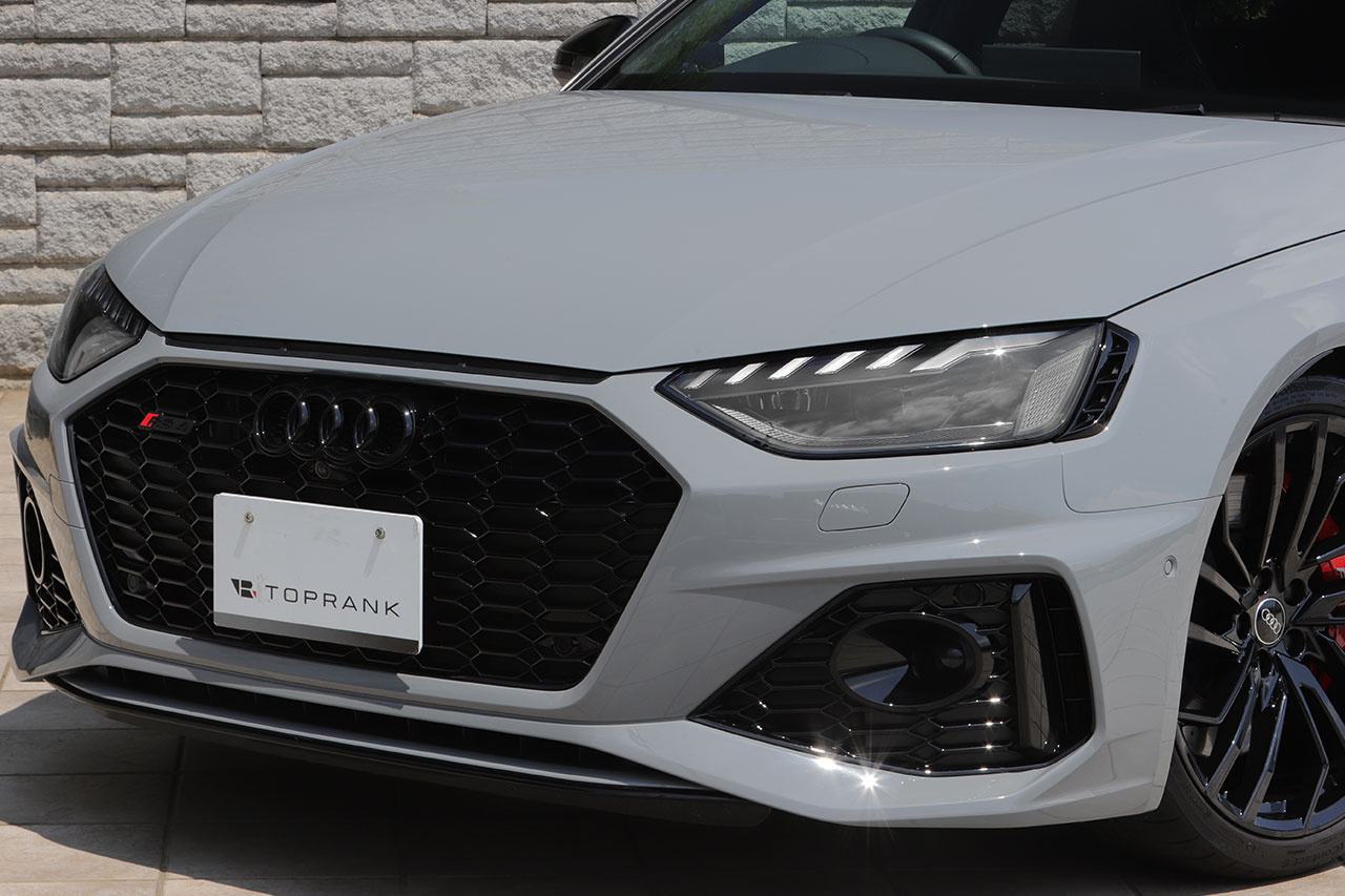 2022 Audi RS4 AVANT null