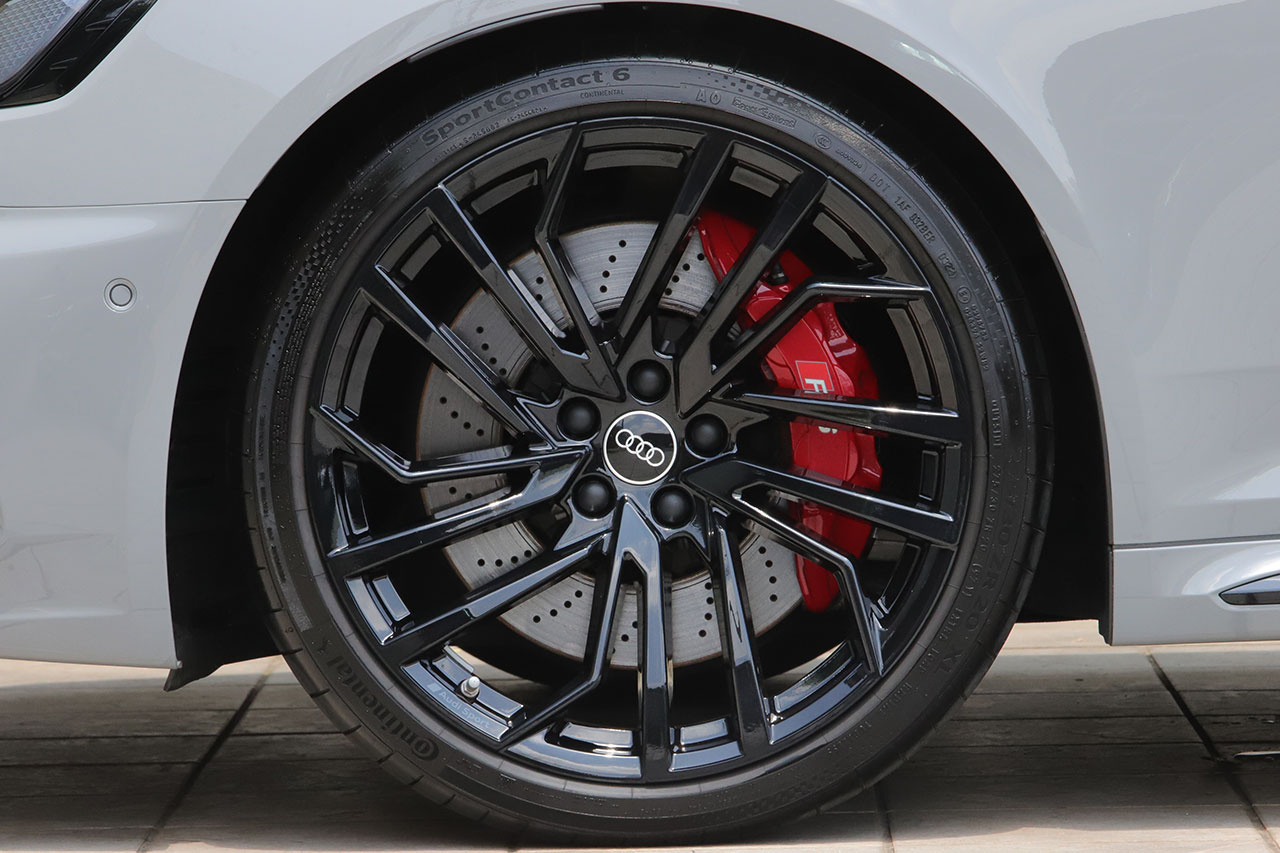2022 Audi RS4 AVANT null