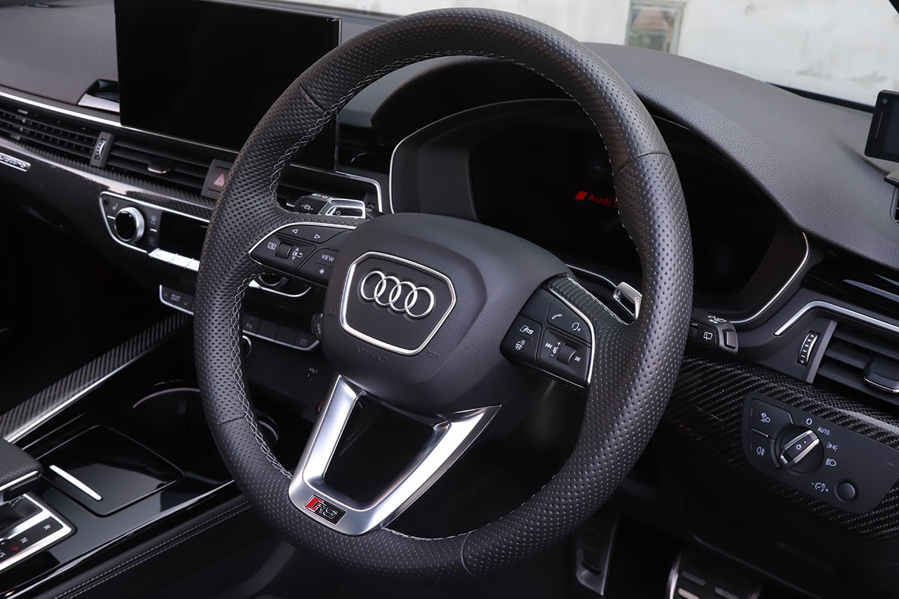 2022 Audi RS4 AVANT null