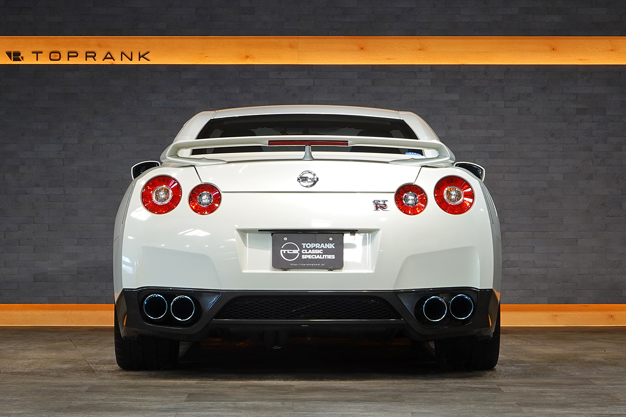 2008 Nissan GT-R R35 GT-R, HKS Intake Piping Kit, SQV Blowoff Valve, Boost Controller, Greddy Power Extreme R