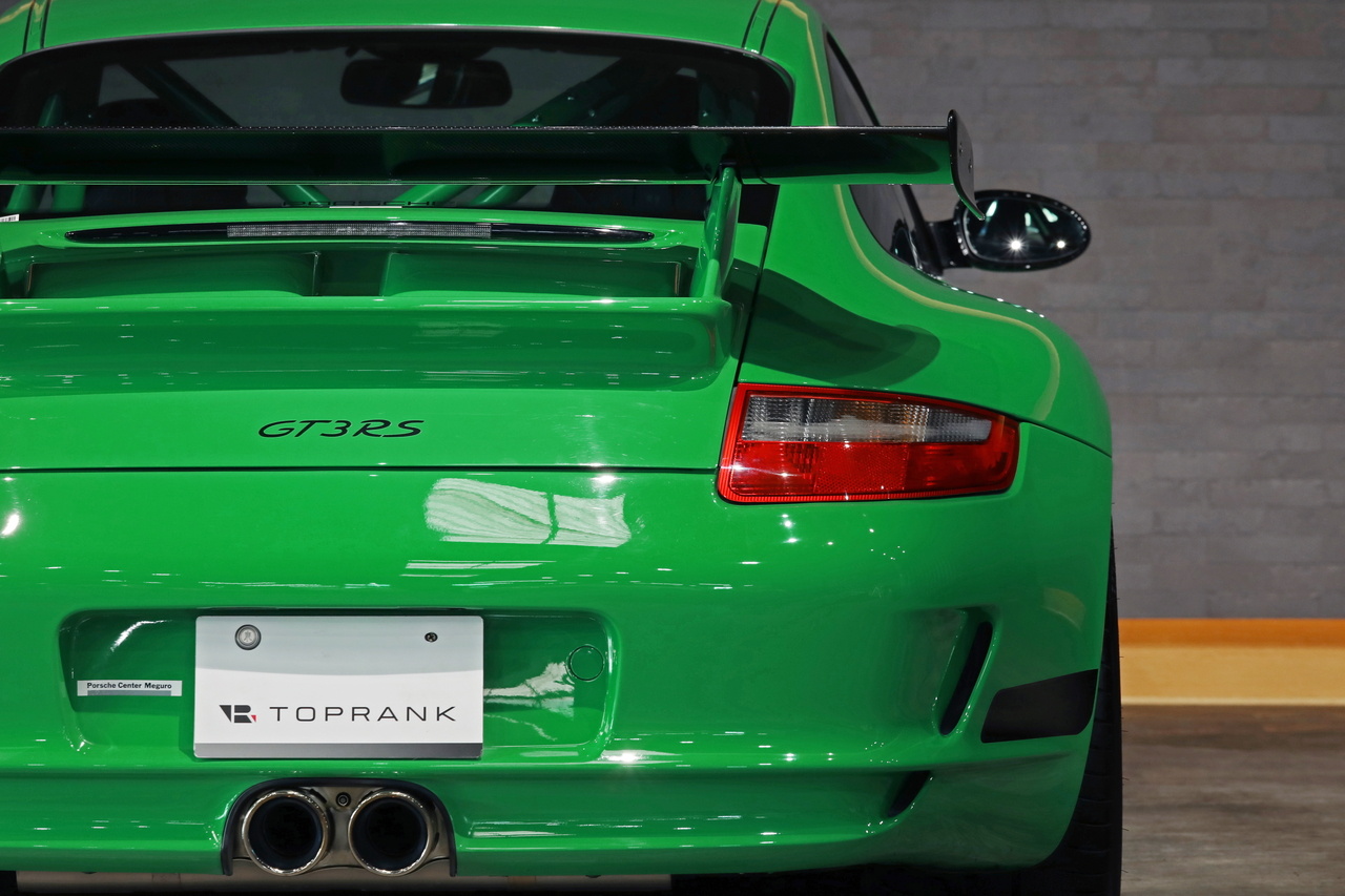 2007 Porsche 911 911 GT3RS (Type  997.1) Sports Chrono Pkg. Club Sports Pkg. Akrapovic Slip On Muffler, PFC Breaks