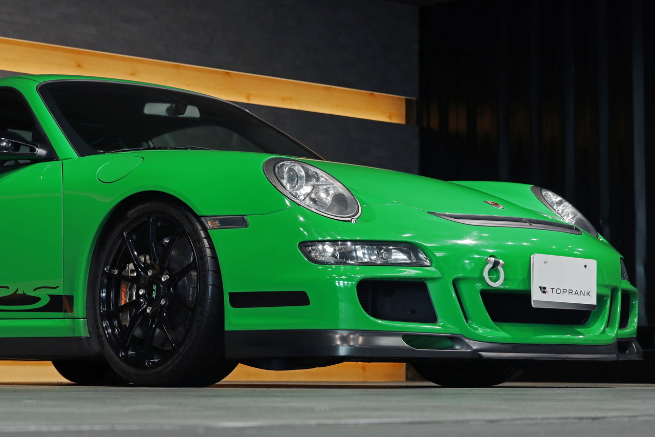 2007 Porsche 911 911 GT3RS (Type  997.1) Sports Chrono Pkg. Club Sports Pkg. Akrapovic Slip On Muffler, PFC Breaks