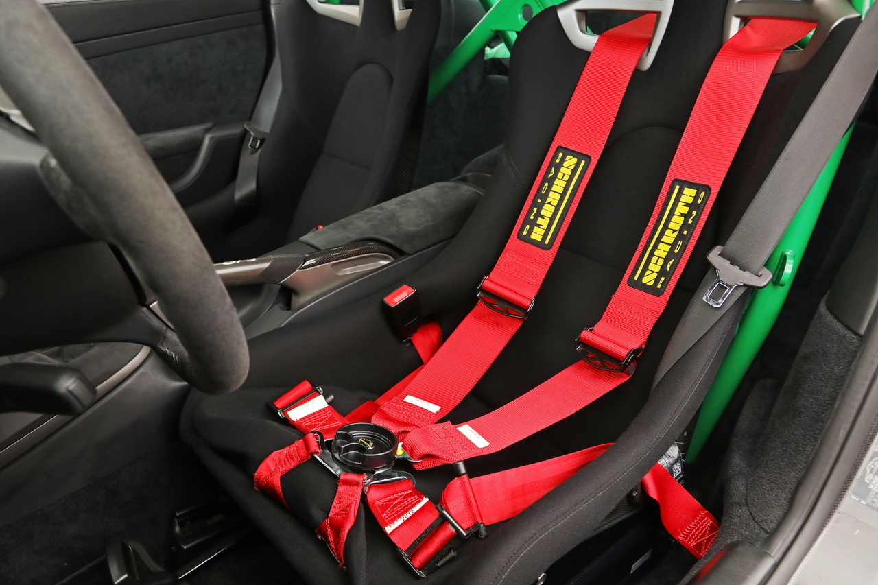 2007 Porsche 911 911 GT3RS (Type  997.1) Sports Chrono Pkg. Club Sports Pkg. Akrapovic Slip On Muffler, PFC Breaks