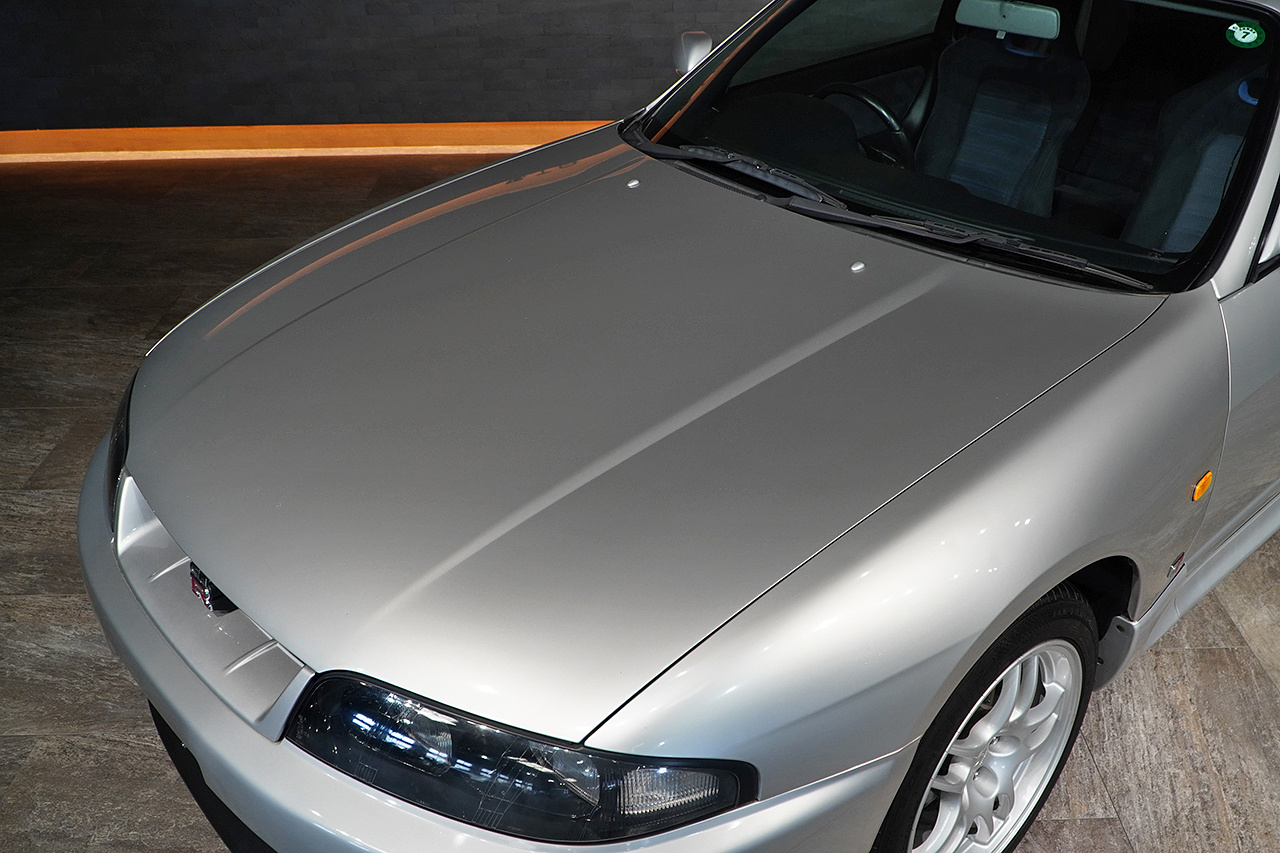 1995 Nissan SKYLINE GT-R BCNR33 R33 Skyline GT-R, KL0 Spark Silver Metalic, Momo Steering