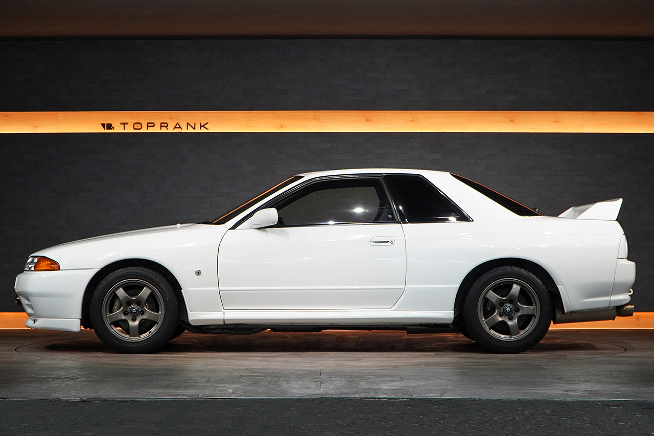 1993 Nissan SKYLINE GT-R BNR32 R32 Skyline GT-R, Do-Luck Digital G-Sensor, Fujitsubo Muffler, TEIN Coilovers,