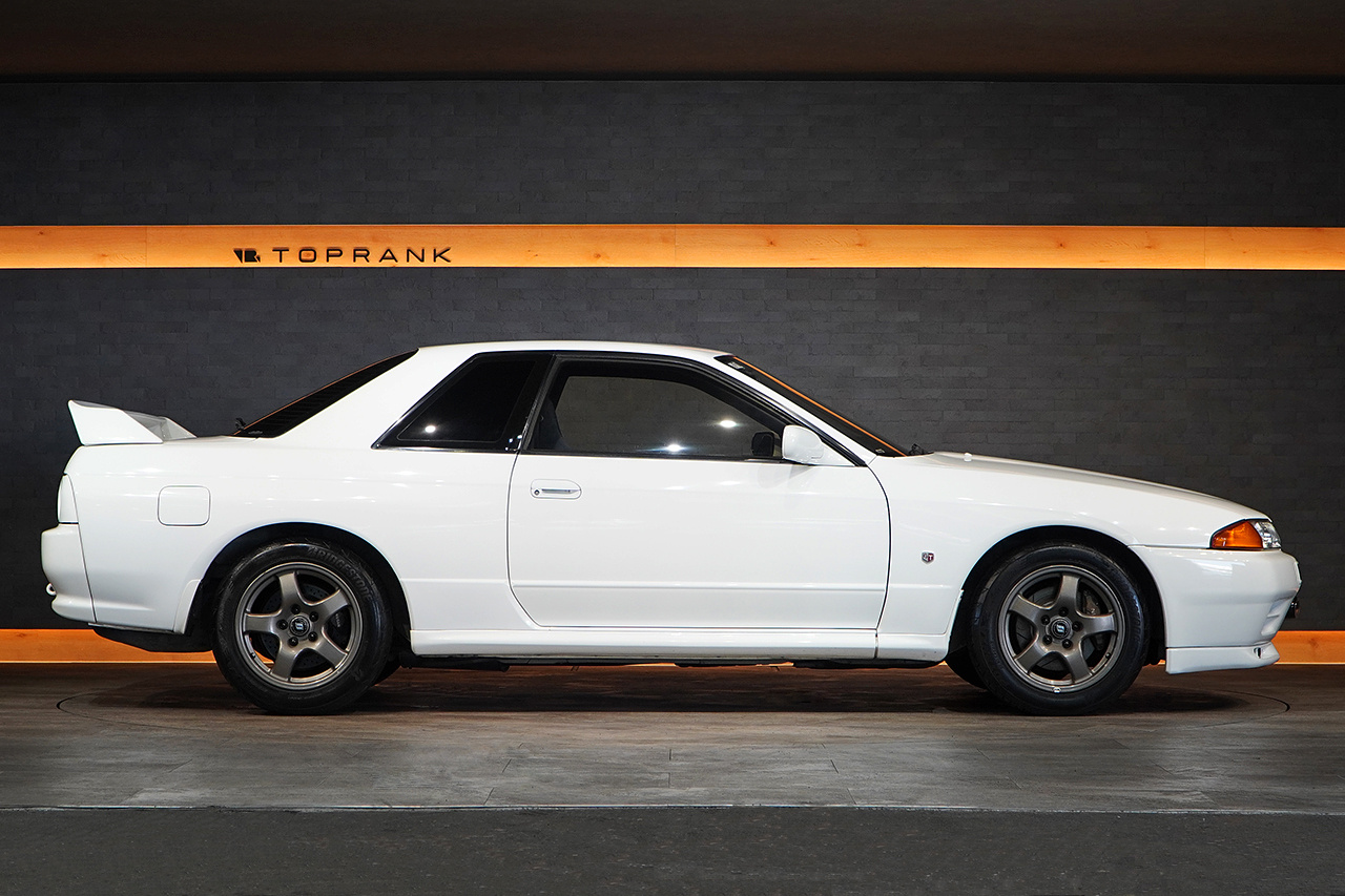1993 Nissan SKYLINE GT-R BNR32 R32 Skyline GT-R, Do-Luck Digital G-Sensor, Fujitsubo Muffler, TEIN Coilovers,