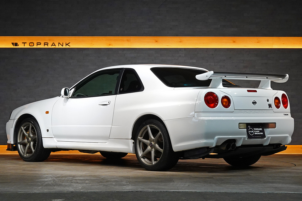 1999 Nissan SKYLINE GT-R BNR34 R34 Skyline GT-R V-SPEC, ONE Owner , Brand New Nismo Seat Covers