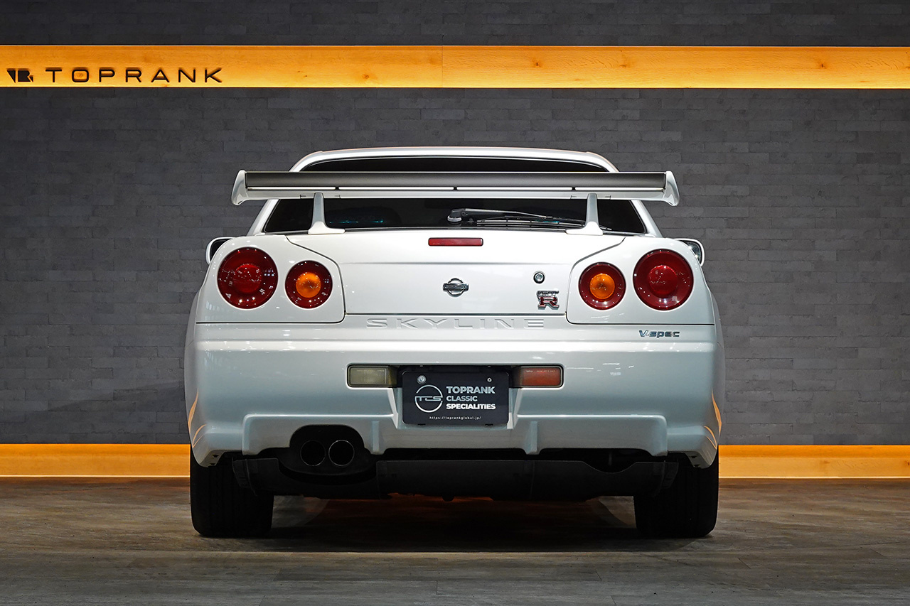 1999 Nissan SKYLINE GT-R BNR34 R34 Skyline GT-R V-SPEC, ONE Owner , Brand New Nismo Seat Covers