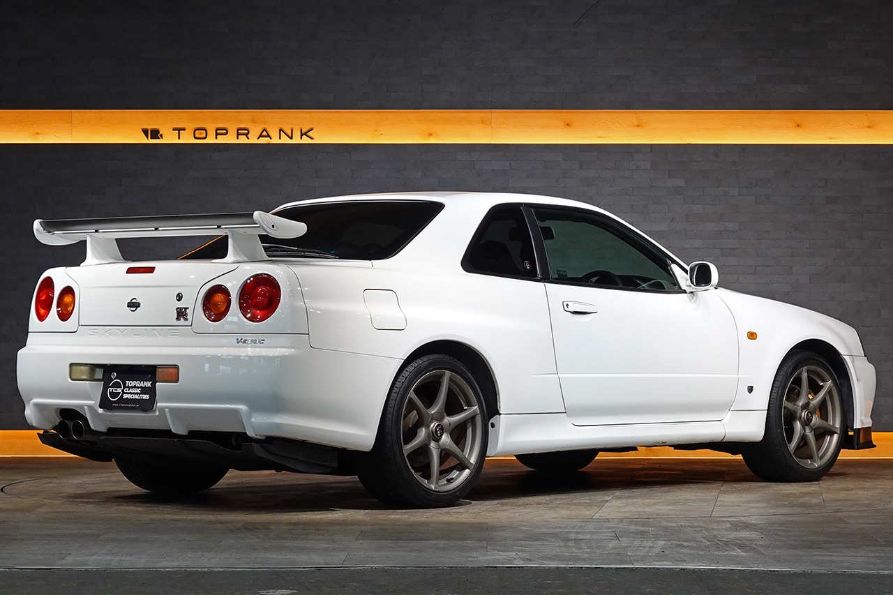 1999 Nissan SKYLINE GT-R BNR34 R34 Skyline GT-R V-SPEC, ONE Owner , Brand New Nismo Seat Covers