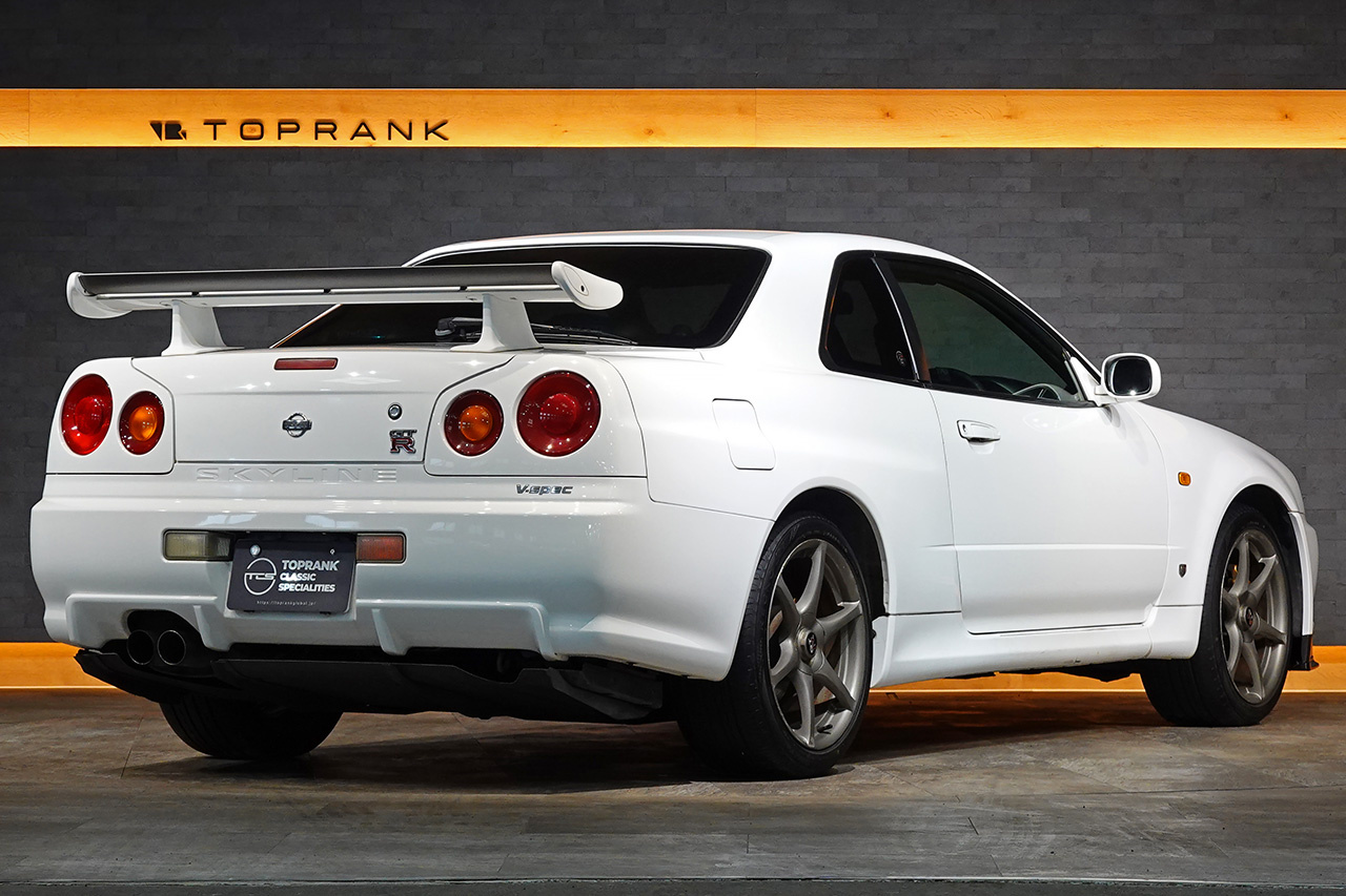 1999 Nissan SKYLINE GT-R BNR34 R34 Skyline GT-R V-SPEC, ONE Owner , Brand New Nismo Seat Covers