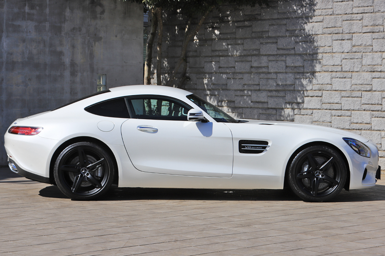 2016 Mercedes-AMG GT 