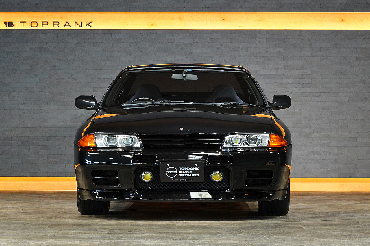 1992 Nissan SKYLINE GT-R BNR32 R32 Skyline GT-R,  ONE OWNER, Black Pearl Metallic, NISMO Muffler, R-6 Wheels, Quick Shifter