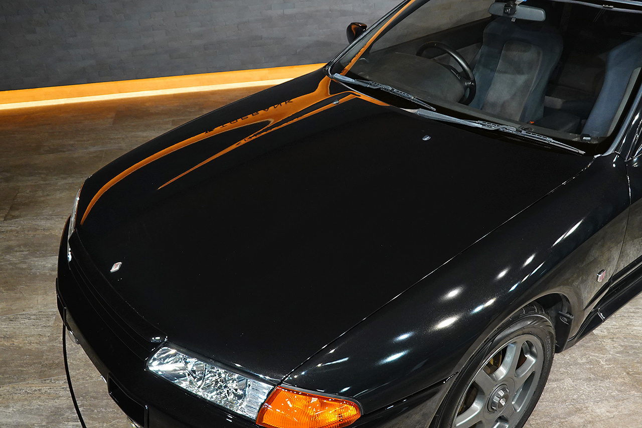 1992 Nissan SKYLINE GT-R BNR32 R32 Skyline GT-R,  ONE OWNER, Black Pearl Metallic, NISMO Muffler, R-6 Wheels, Quick Shifter