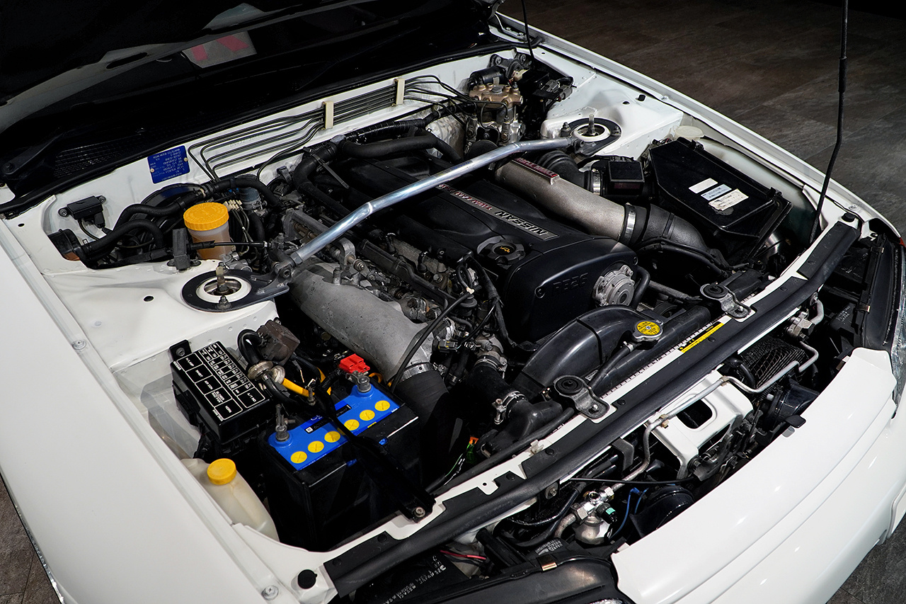 1993 Nissan SKYLINE GT-R BNR32 Skyline GT-R, BBS LM 17Ich Wheels, Recaro SR-2 Emotion R Seats, TEIN Coilovers