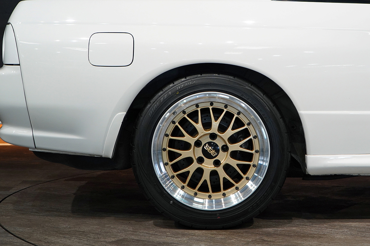 1993 Nissan SKYLINE GT-R BNR32 Skyline GT-R, BBS LM 17Ich Wheels, Recaro SR-2 Emotion R Seats, TEIN Coilovers