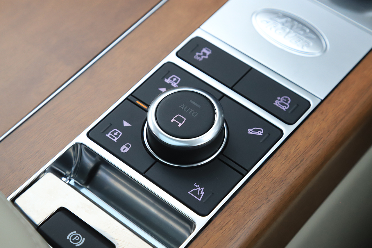 2020 Land Rover RANGE ROVER null
