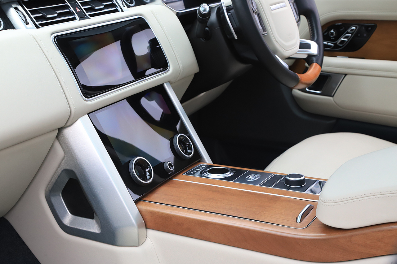 2020 Land Rover RANGE ROVER null