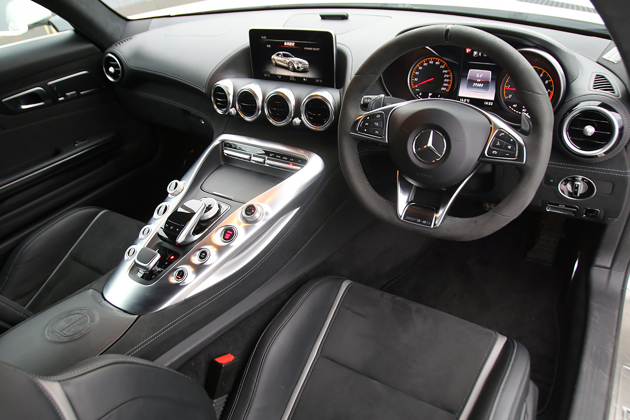2015 Mercedes-AMG GT null