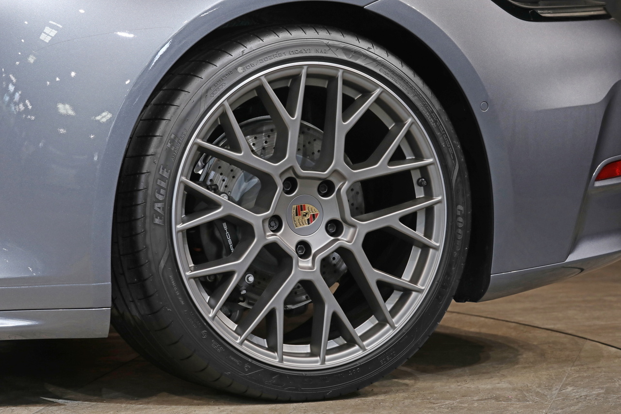 2025 Porsche 911 null