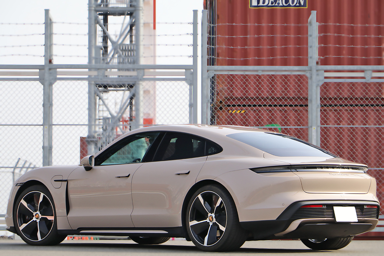 2020 Porsche Taycan null