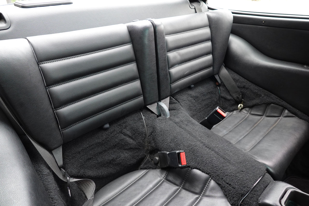 1991 Porsche 911 Porsche 964 911 Carrera 2, Recaro Full Bucket Seat, Aftermarket Carrera Cup Style Wheels