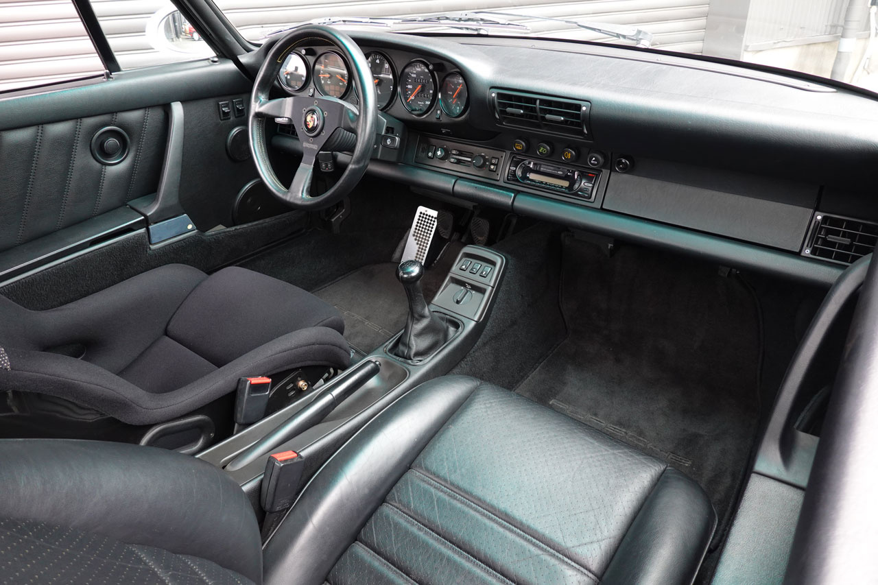 1991 Porsche 911 Porsche 964 911 Carrera 2, Recaro Full Bucket Seat, Aftermarket Carrera Cup Style Wheels