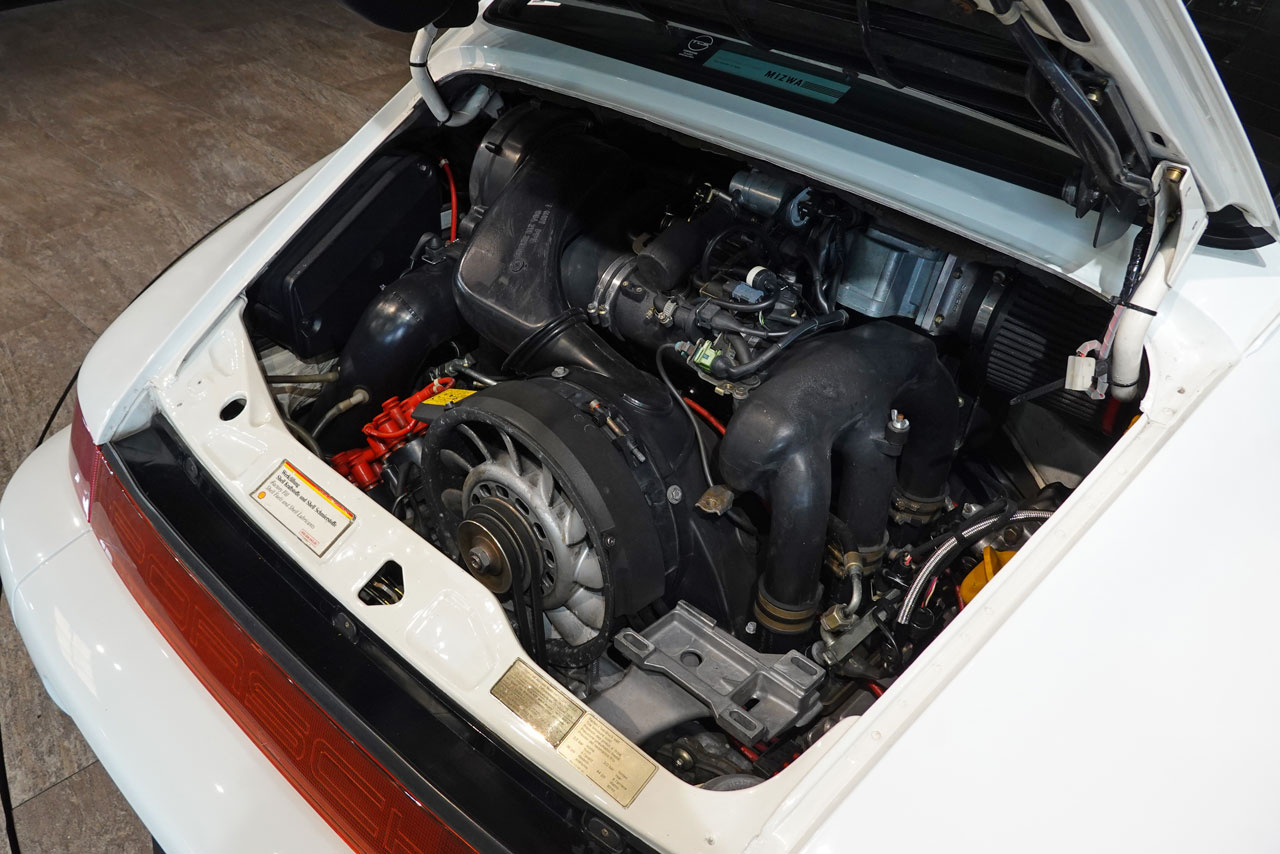 1991 Porsche 911 Porsche 964 911 Carrera 2, Recaro Full Bucket Seat, Aftermarket Carrera Cup Style Wheels