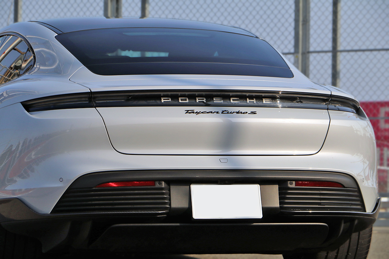 2020 Porsche Taycan null