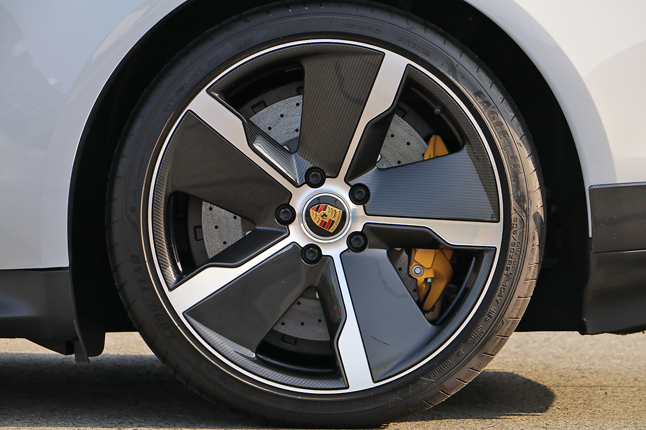 2020 Porsche Taycan null